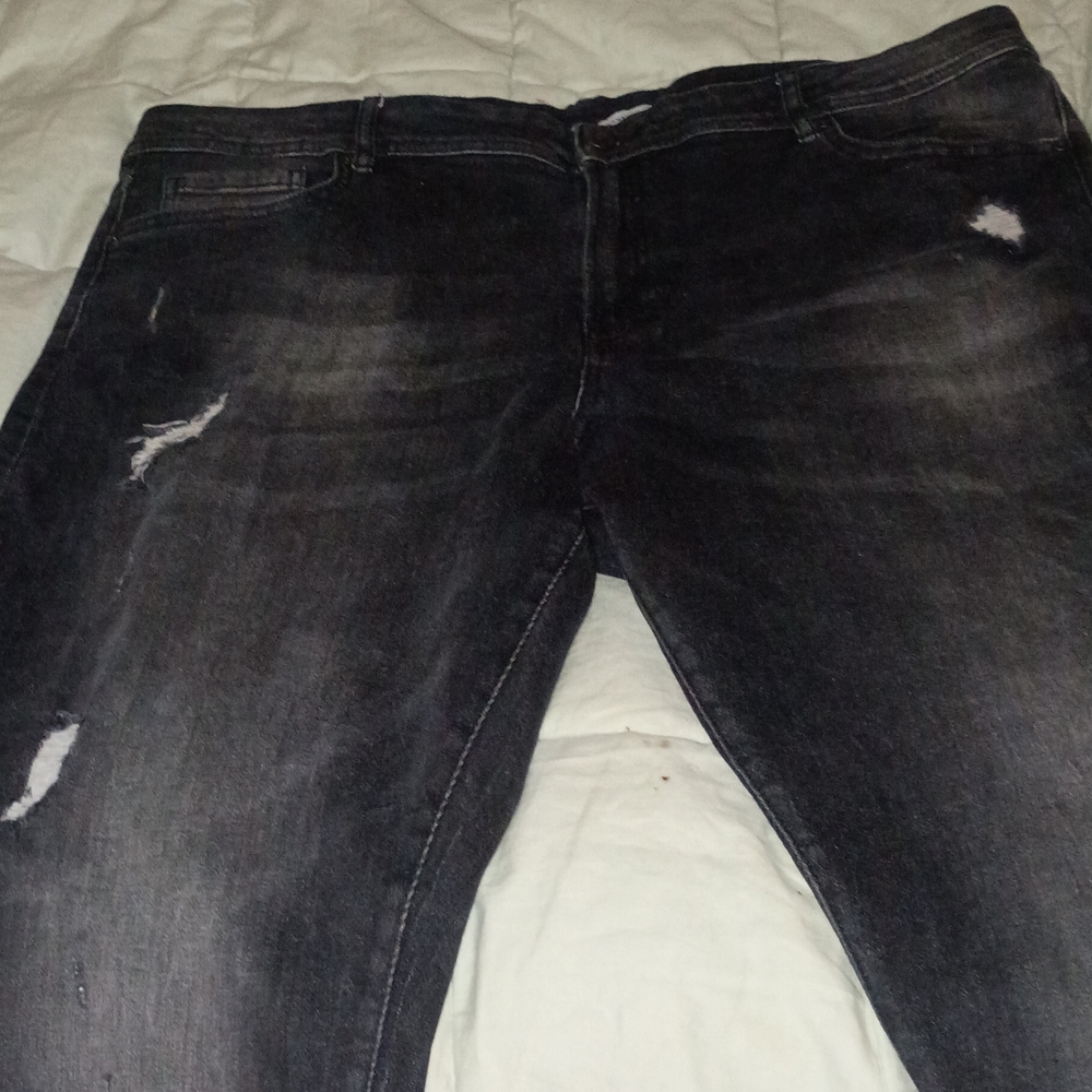 Men's Distressed Black Jeans